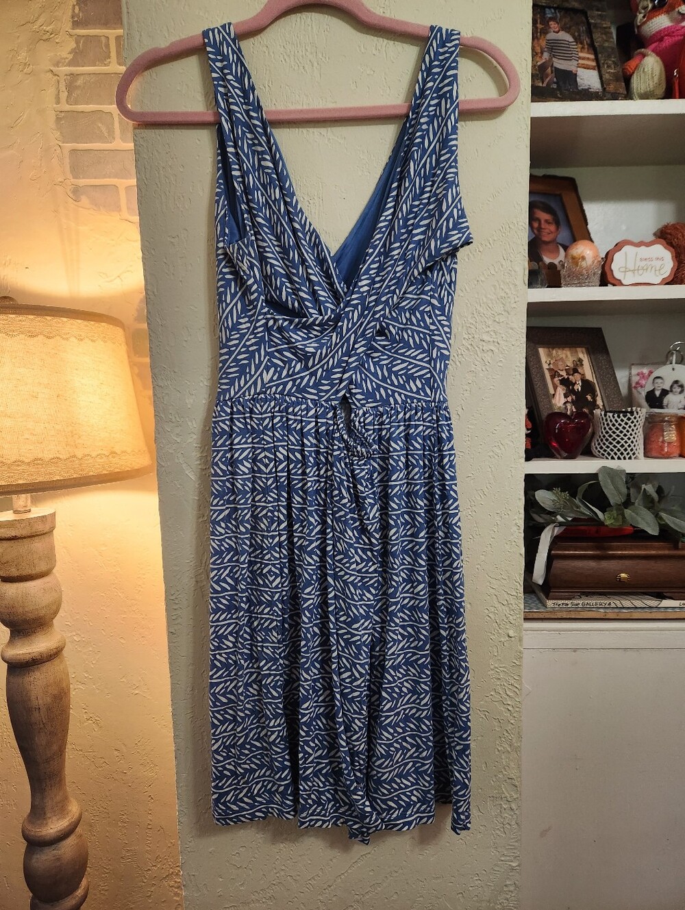 Loft Blue Printed V-Neck Sleeveless Women's Dress Size Small EUC - Picture 2 of 7